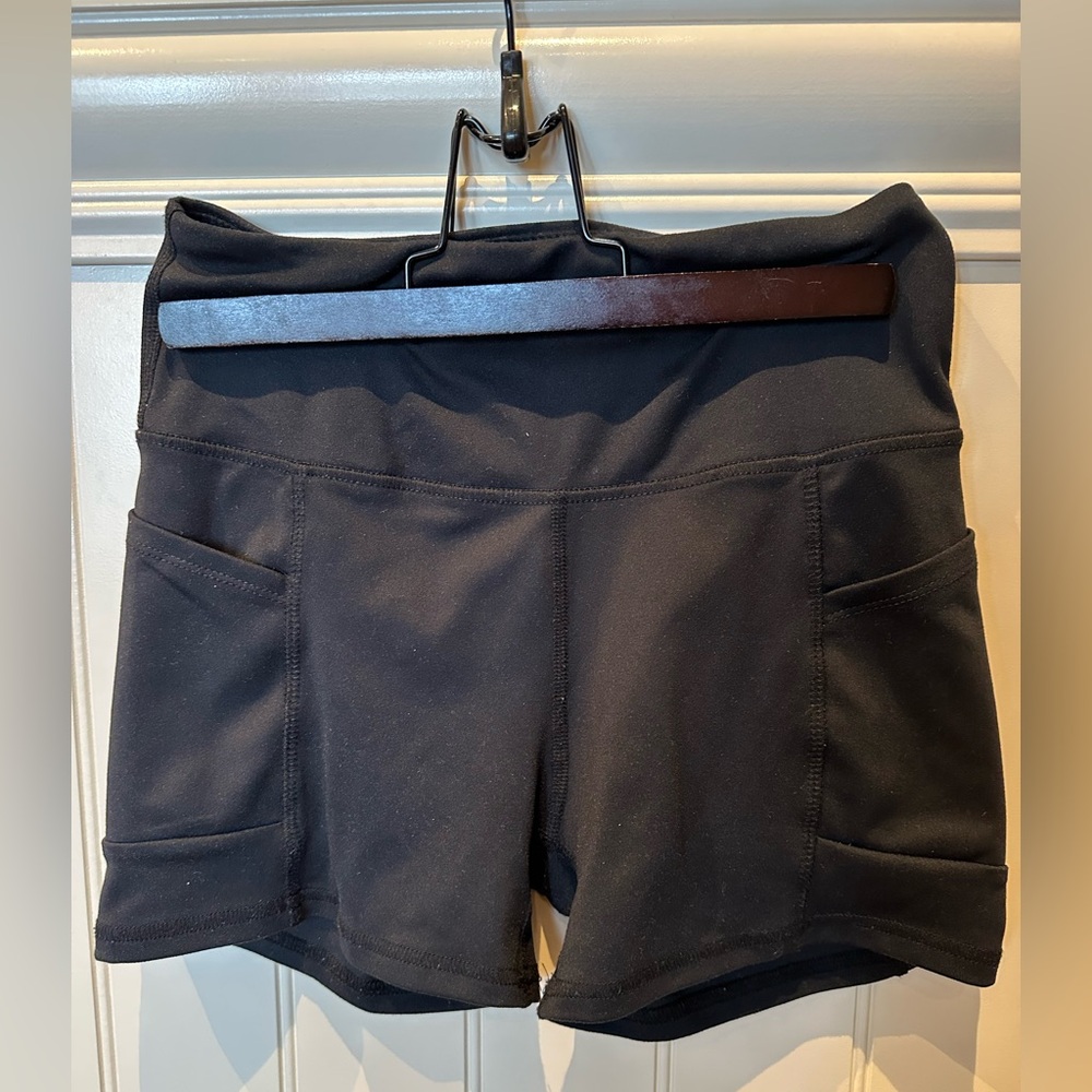 Ladies Women’s Girls Size Small Black ATHLETIC shorts with Pockets